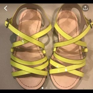 ❌SOLD❌Zara Neon Green Sandals